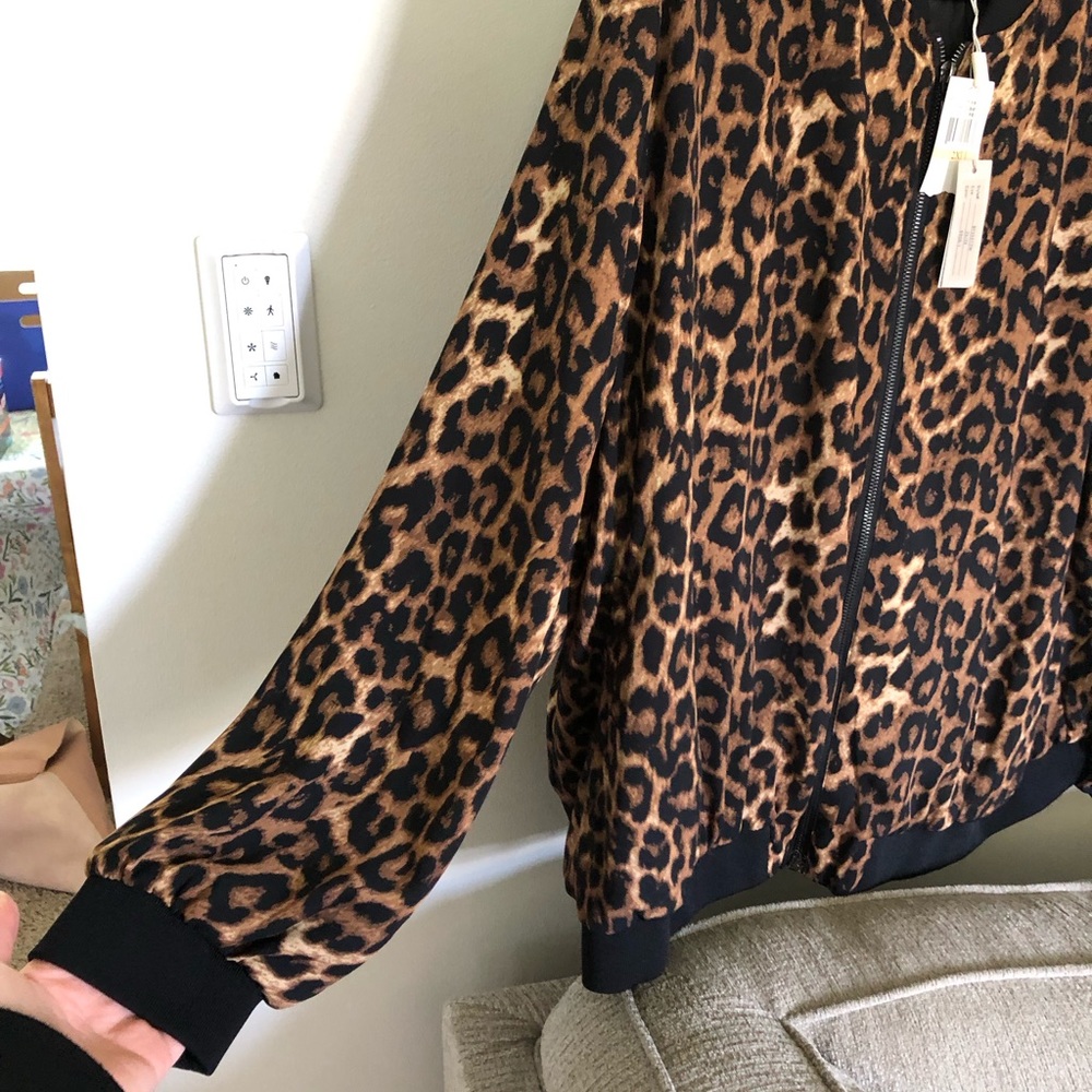 Leopard bomber jacket - Picture 4 of 7